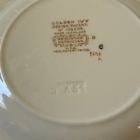 Wedgwood Patrician bread or dessert plate Golden Ivy pattern England - Picture 7 of 8